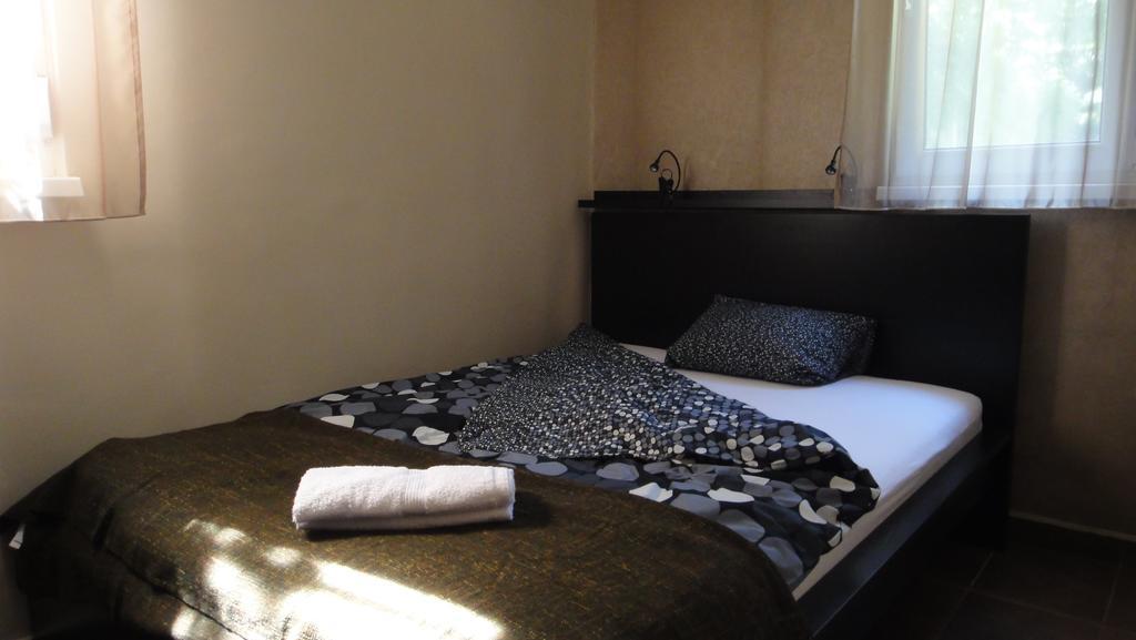 Mgtels Apartman - With Private Parking Budapest Eksteriør bilde