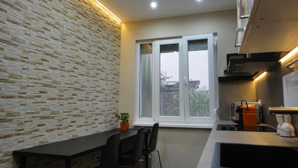 Mgtels Apartman - With Private Parking Budapest Eksteriør bilde