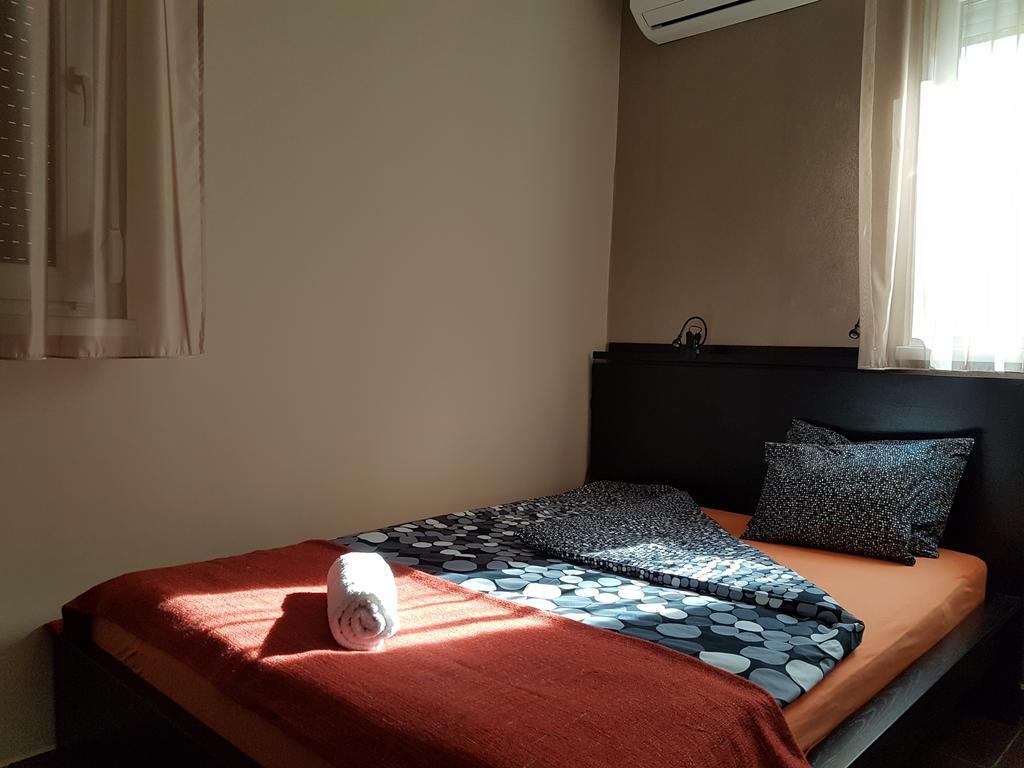 Mgtels Apartman - With Private Parking Budapest Eksteriør bilde